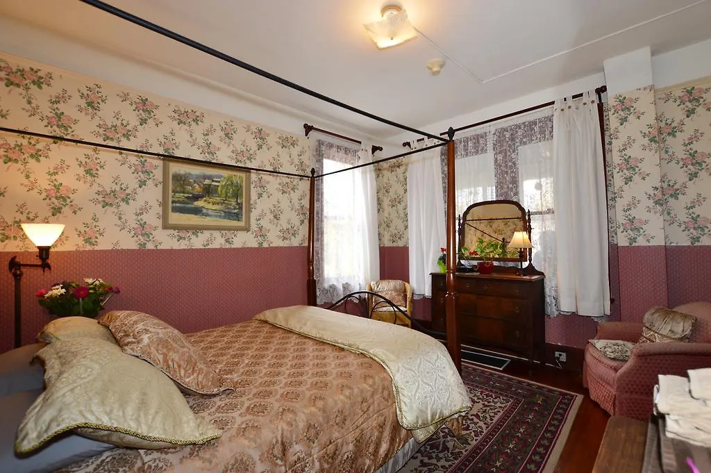 Marketa'S Bed And Breakfast 3*, Victoria